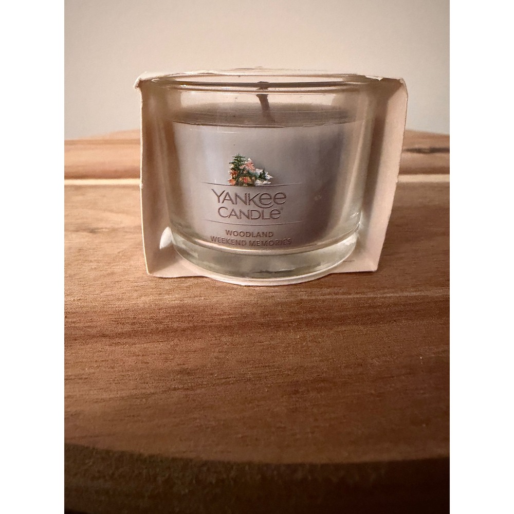 Yankee Candle Woodland Weekend Memories 1.3 oz Jar Candle NEW